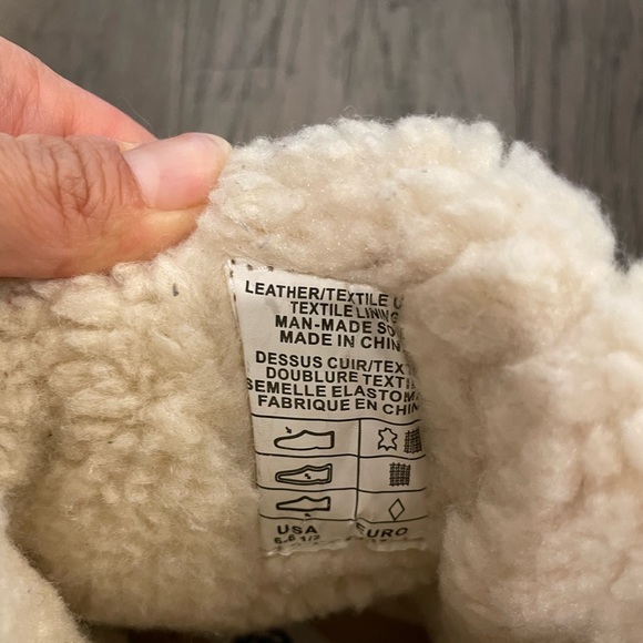 Pajar winter boots 6-6 1/2 - Picture 4 of 5